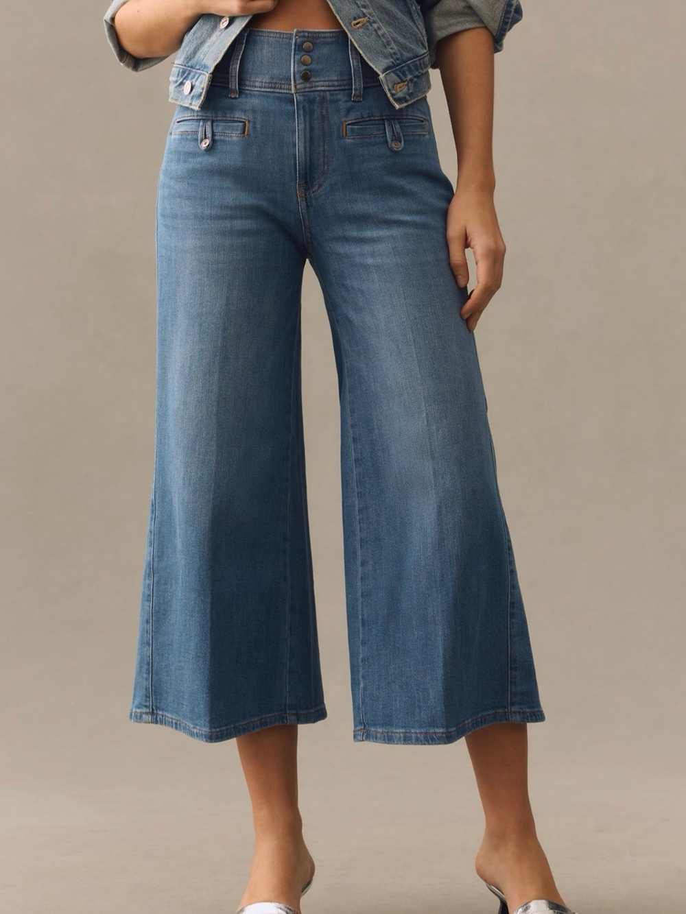Pilcro High-Rise Wide-Leg Cropped Jeans in Medium Blue